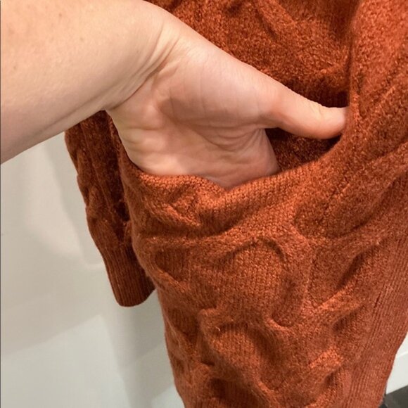 WILFRED Aritzia Cable Knit Open Front orange small - Picture 5 of 15